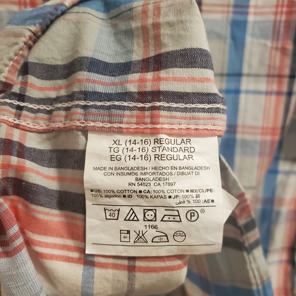 Four Shirt - Picture 5 of 16